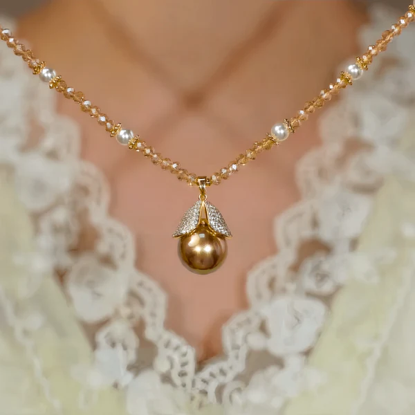 14K Gold-Plated Zircon Beads Leaf Necklace