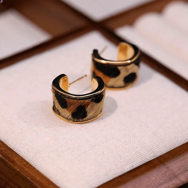 14K Gold-Pated Leopard Print C-Shaped Hoop Earrings