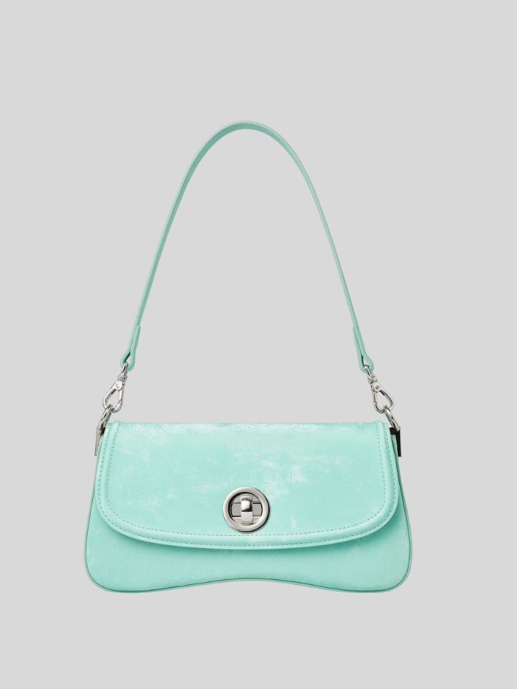 Stylish chain crossbody bag